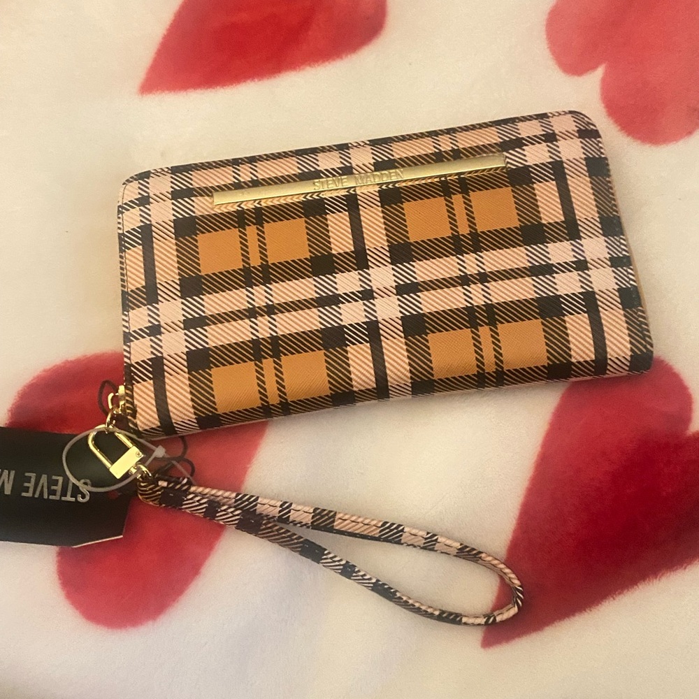 Steve Madden wallet
